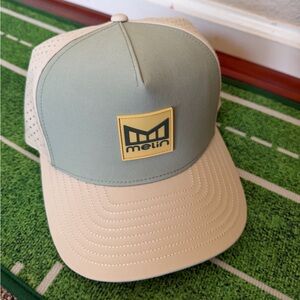 Melin Men's Two-Tone Sage and Cream Trucker Hat Small